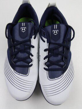 Women's NWT Under Armour Clyde softball cleats